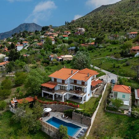 Traditional Luxury Villa Armonia Aígion Luaran gambar