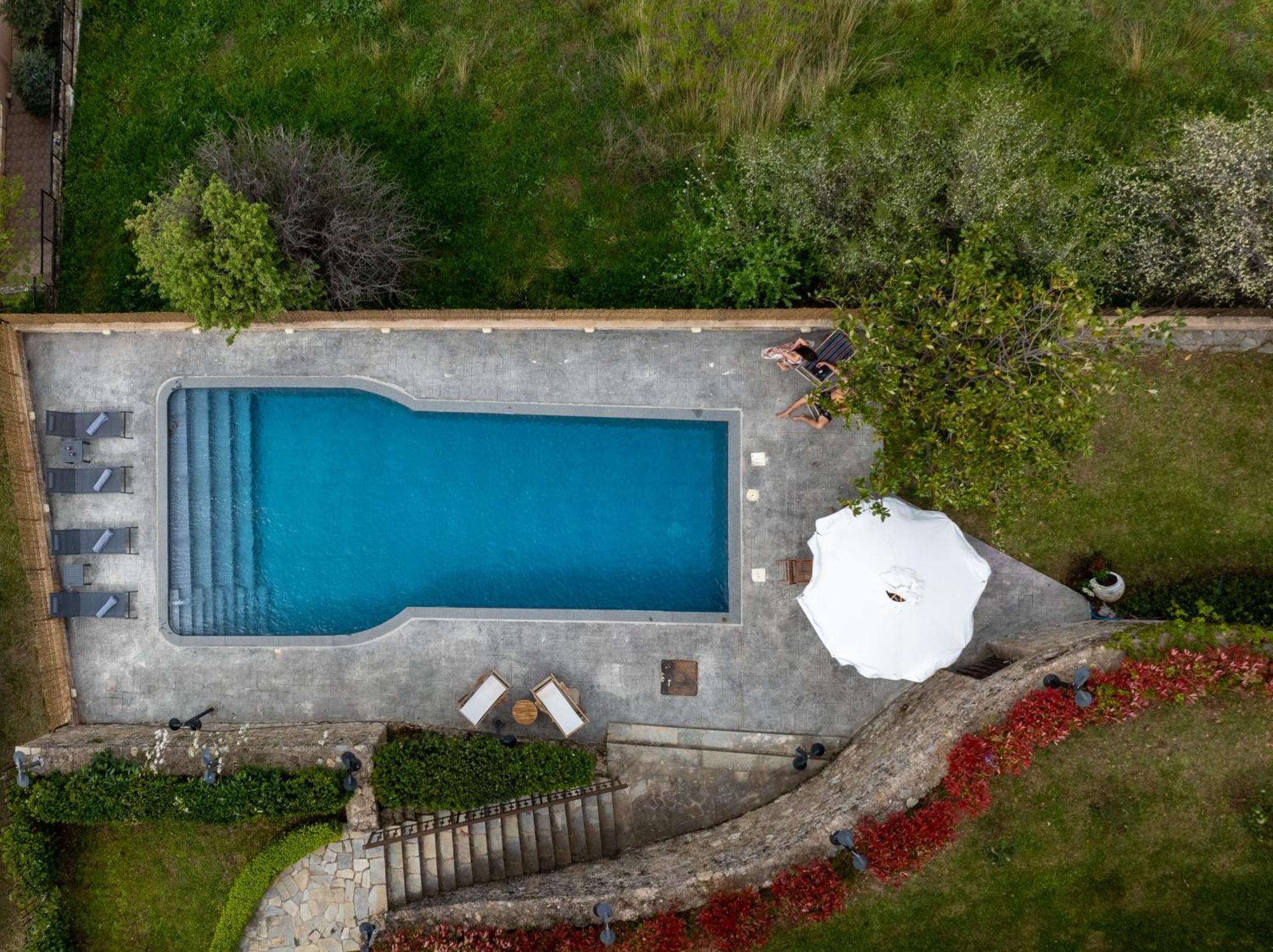 Traditional Luxury Villa Armonia Aígion Luaran gambar