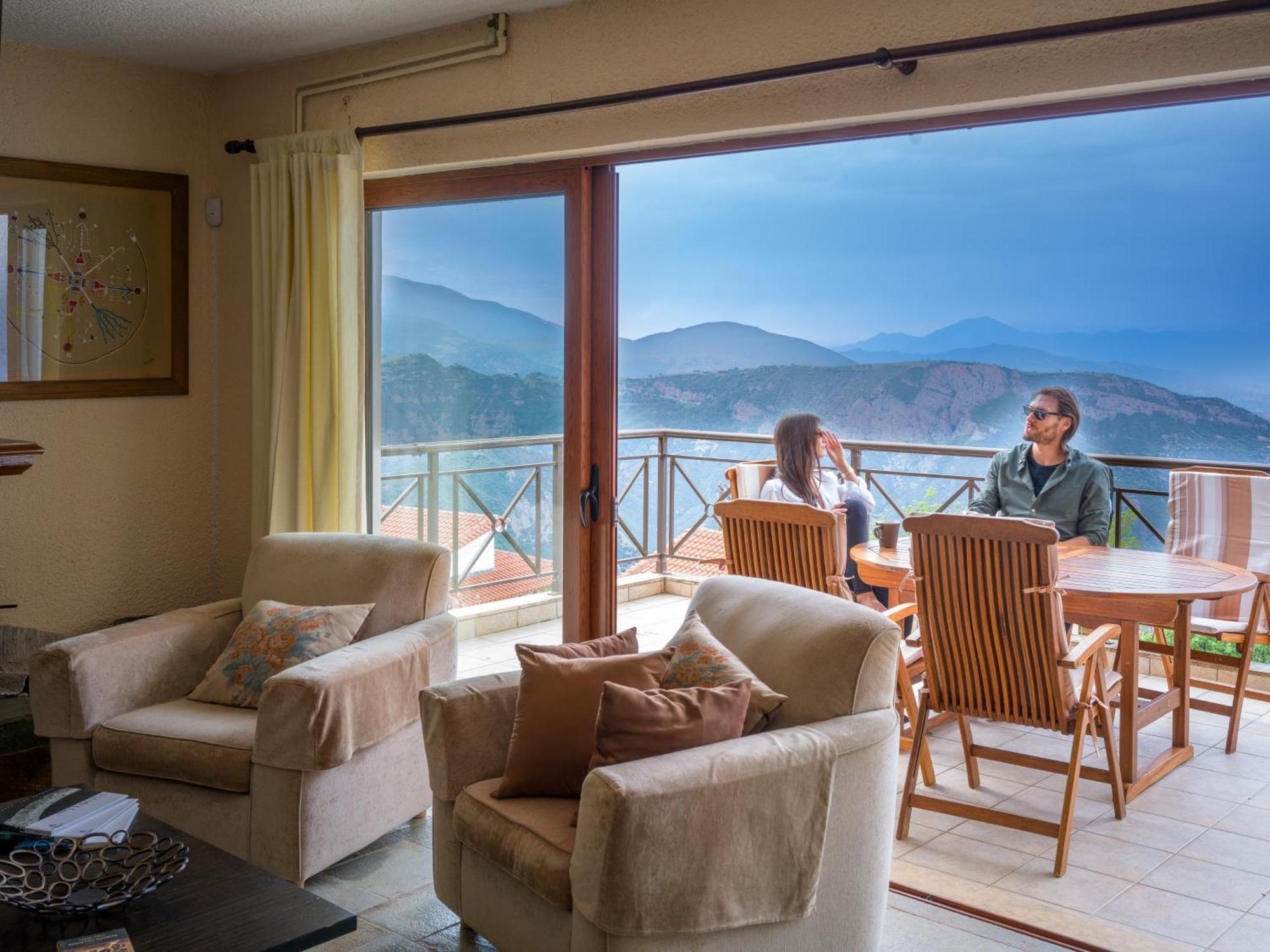 Traditional Luxury Villa Armonia Aígion Luaran gambar